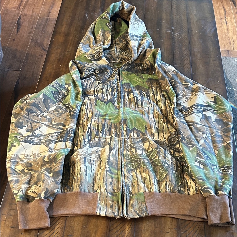 Realtree Camouflage Lightweight Jacket